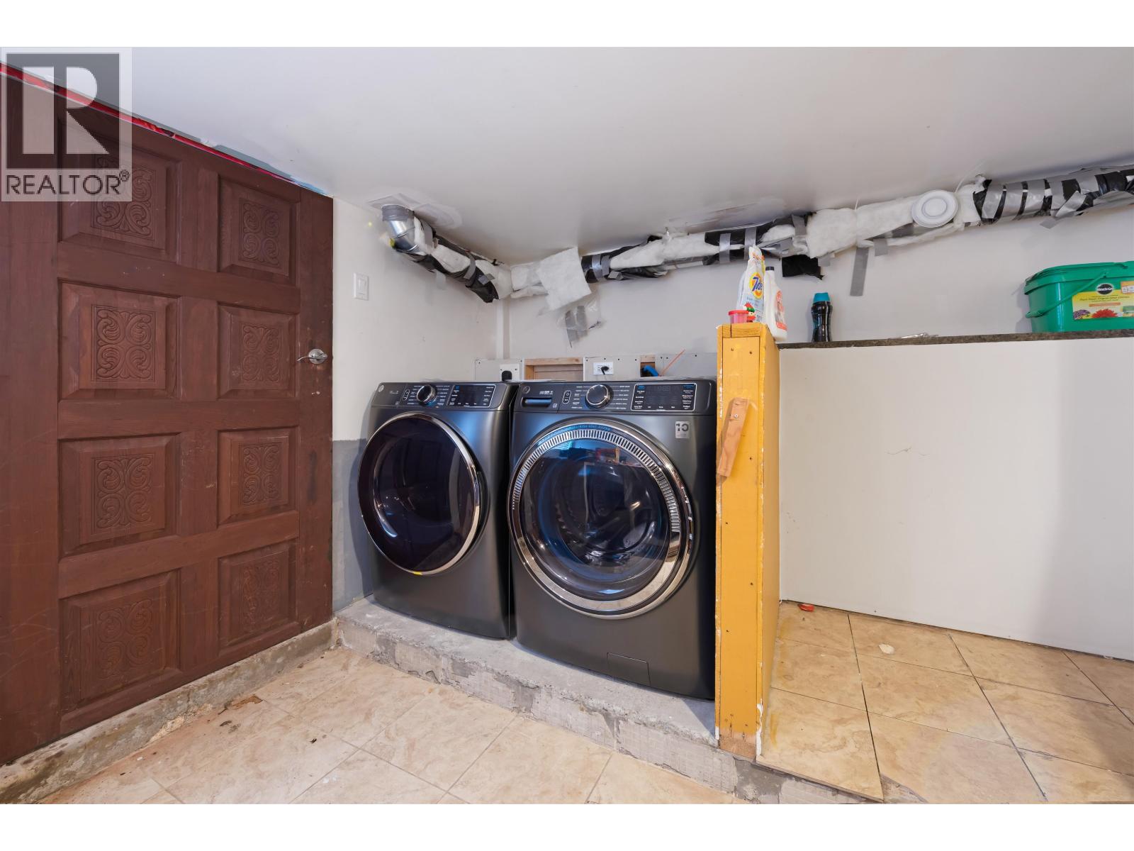 2675 Dundas Street, Vancouver, British Columbia  V5K 1R1 - Photo 26 - R3086323