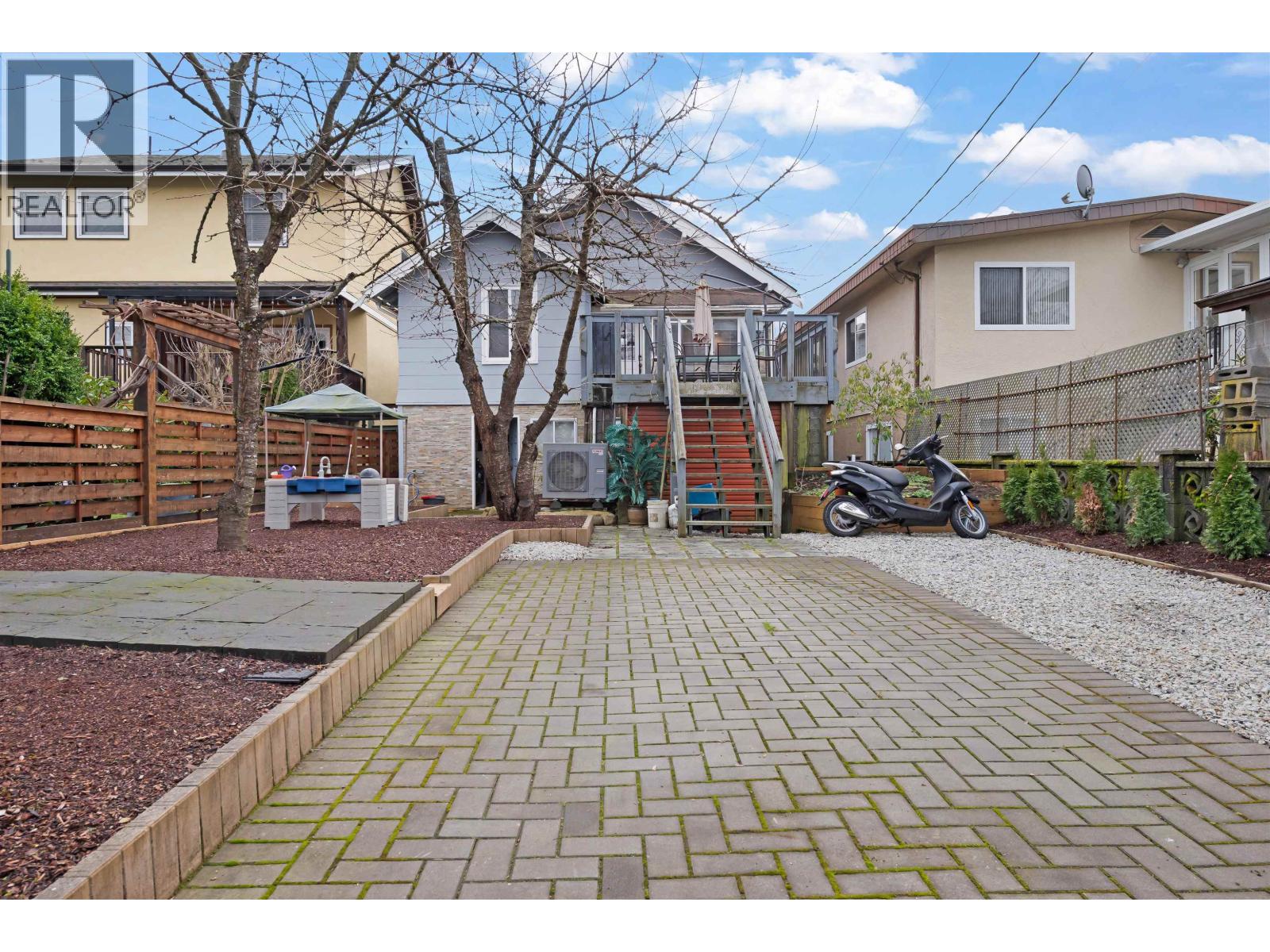 2675 Dundas Street, Vancouver, British Columbia  V5K 1R1 - Photo 28 - R3086323