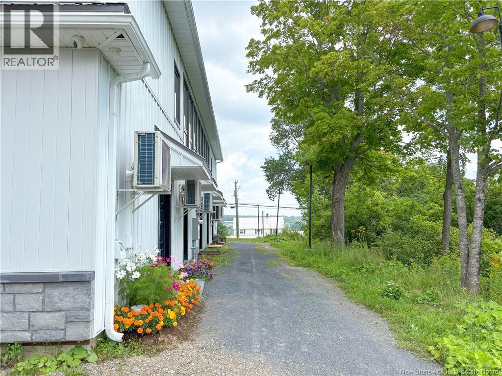 24 Riverview Drive Unit# 102 Carriage, Somerville, New Brunswick  E7P 3B4 - Photo 3 - NB133070