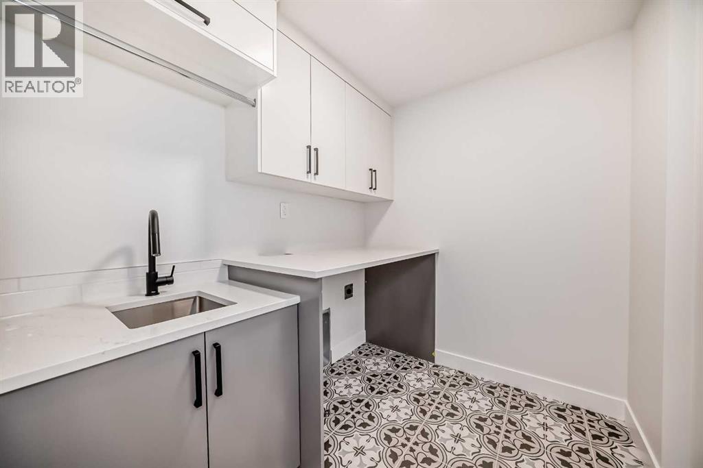 8308 34 Avenue Nw, Calgary, Alberta  T3B 1R2 - Photo 12 - A2269274