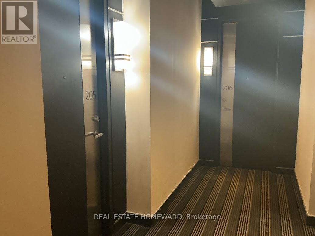 205 - 188 Eglinton Avenue E, Toronto, Ontario  M4P 2X7 - Photo 2 - C12755698