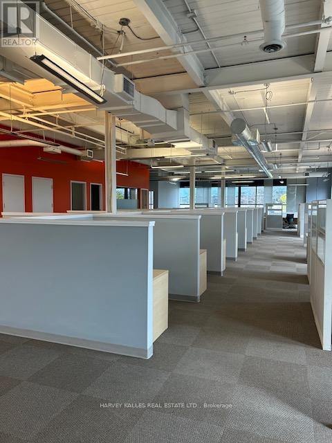 203 - 109 Vanderhoof Avenue, Toronto (Leaside), Ontario  M4G 2H7 - Photo 15 - C12755718