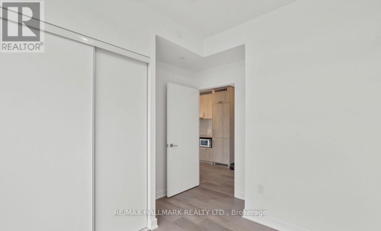 820 - 60 Honeycrisp Crescent, Vaughan, Ontario  L4K 0N5 - Photo 18 - N12755724