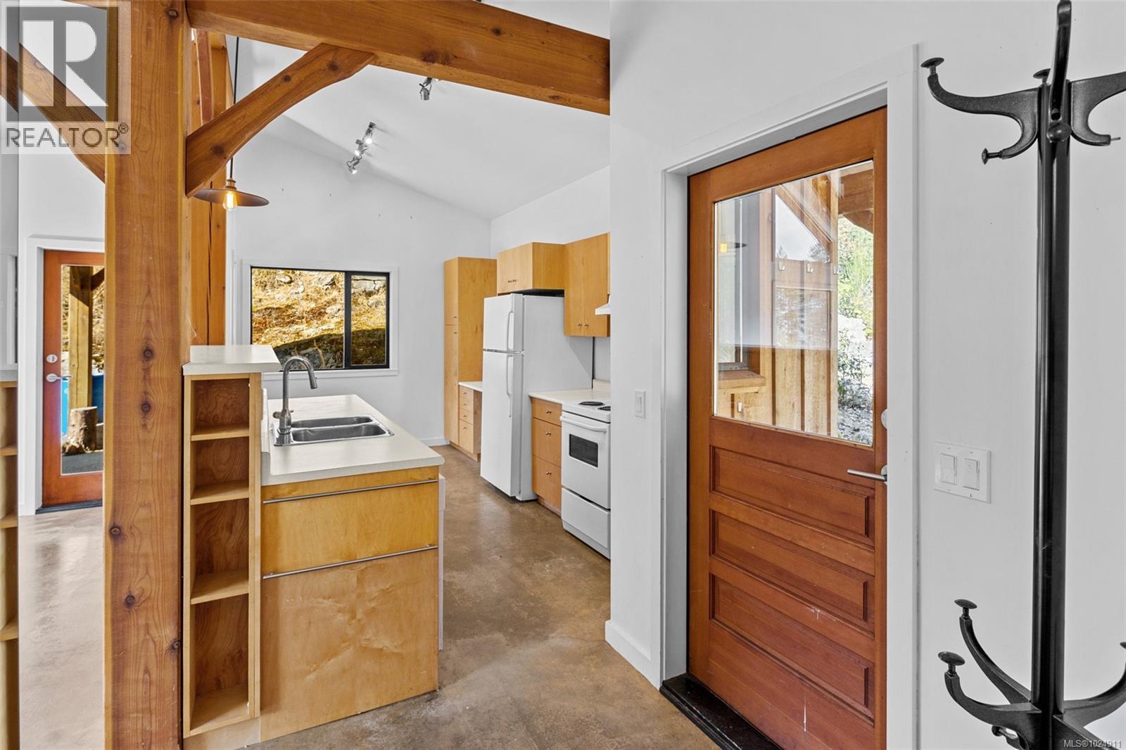 400 Baker Rd, Salt Spring, British Columbia  V8K 2N5 - Photo 11 - 1024911