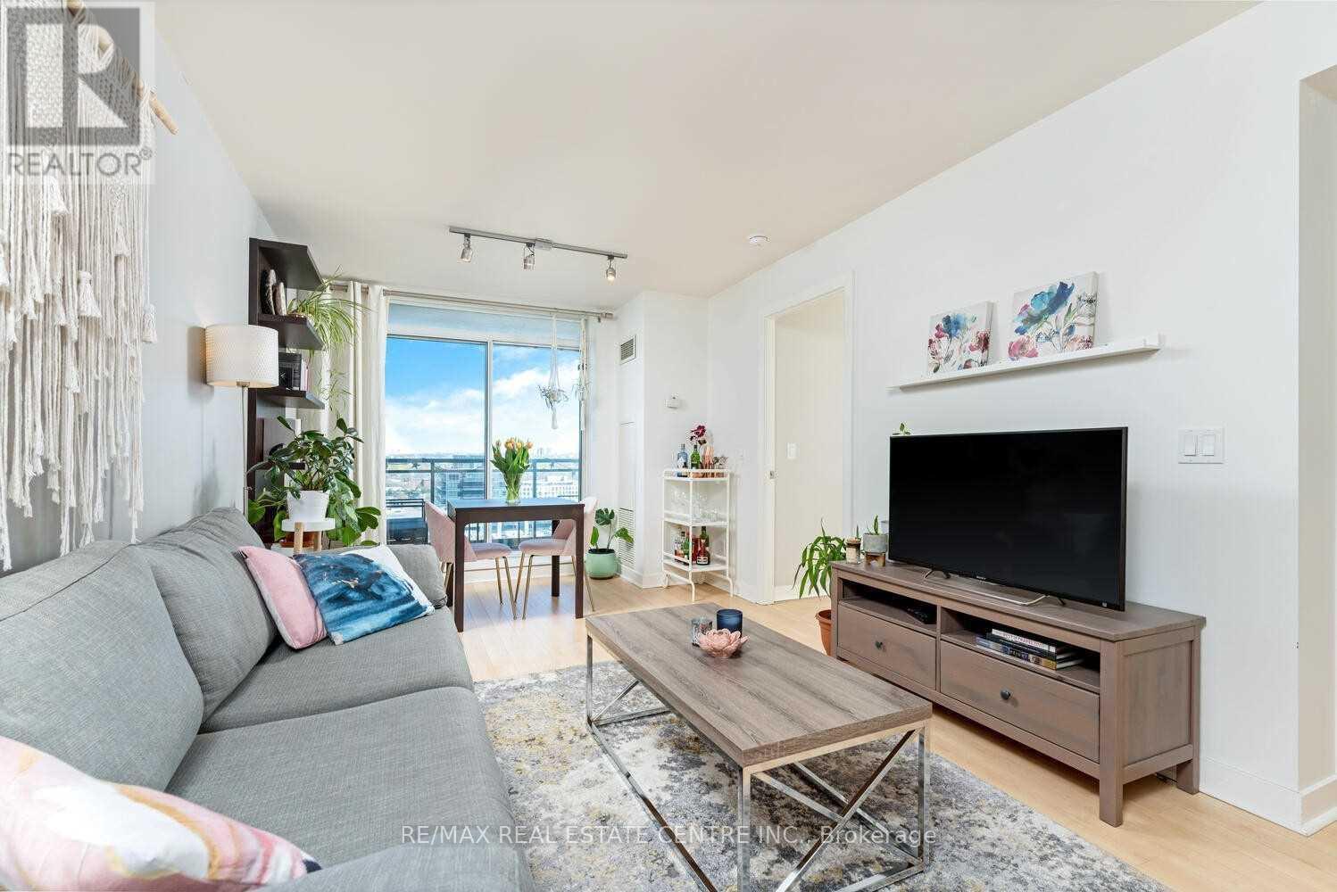 1711 - 50 Lynn Williams St Street, Toronto, Ontario  M6K 3R9 - Photo 4 - C12755458