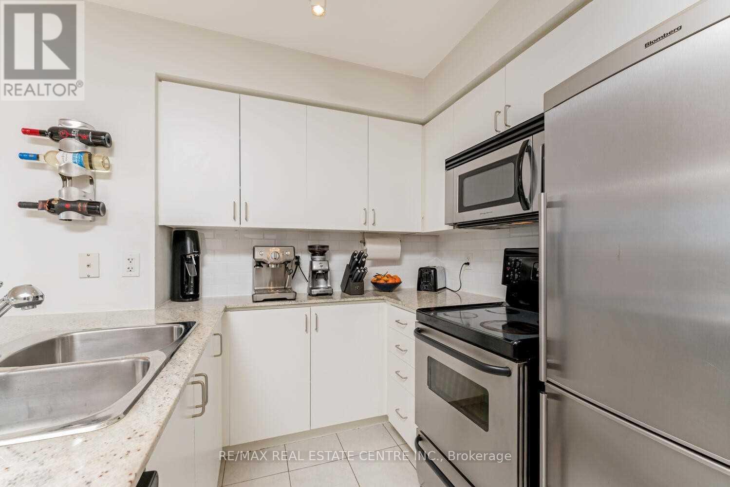 1711 - 50 Lynn Williams St Street, Toronto, Ontario  M6K 3R9 - Photo 6 - C12755458