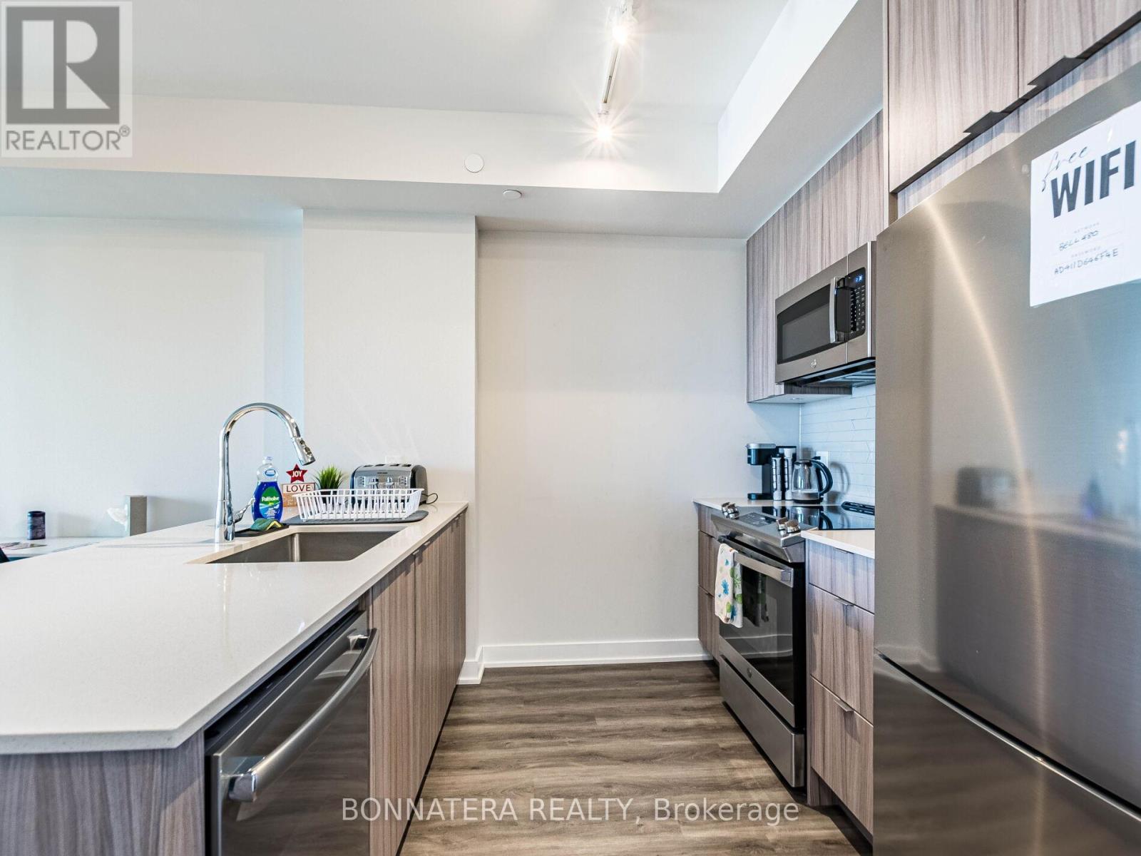 3302 - 4130 Parkside Village Drive, Mississauga, Ontario  L5B 0L7 - Photo 16 - W12755700