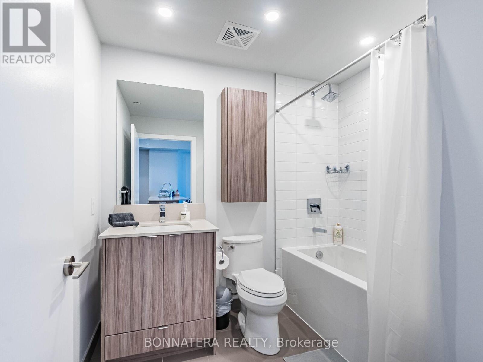 3302 - 4130 Parkside Village Drive, Mississauga, Ontario  L5B 0L7 - Photo 26 - W12755700