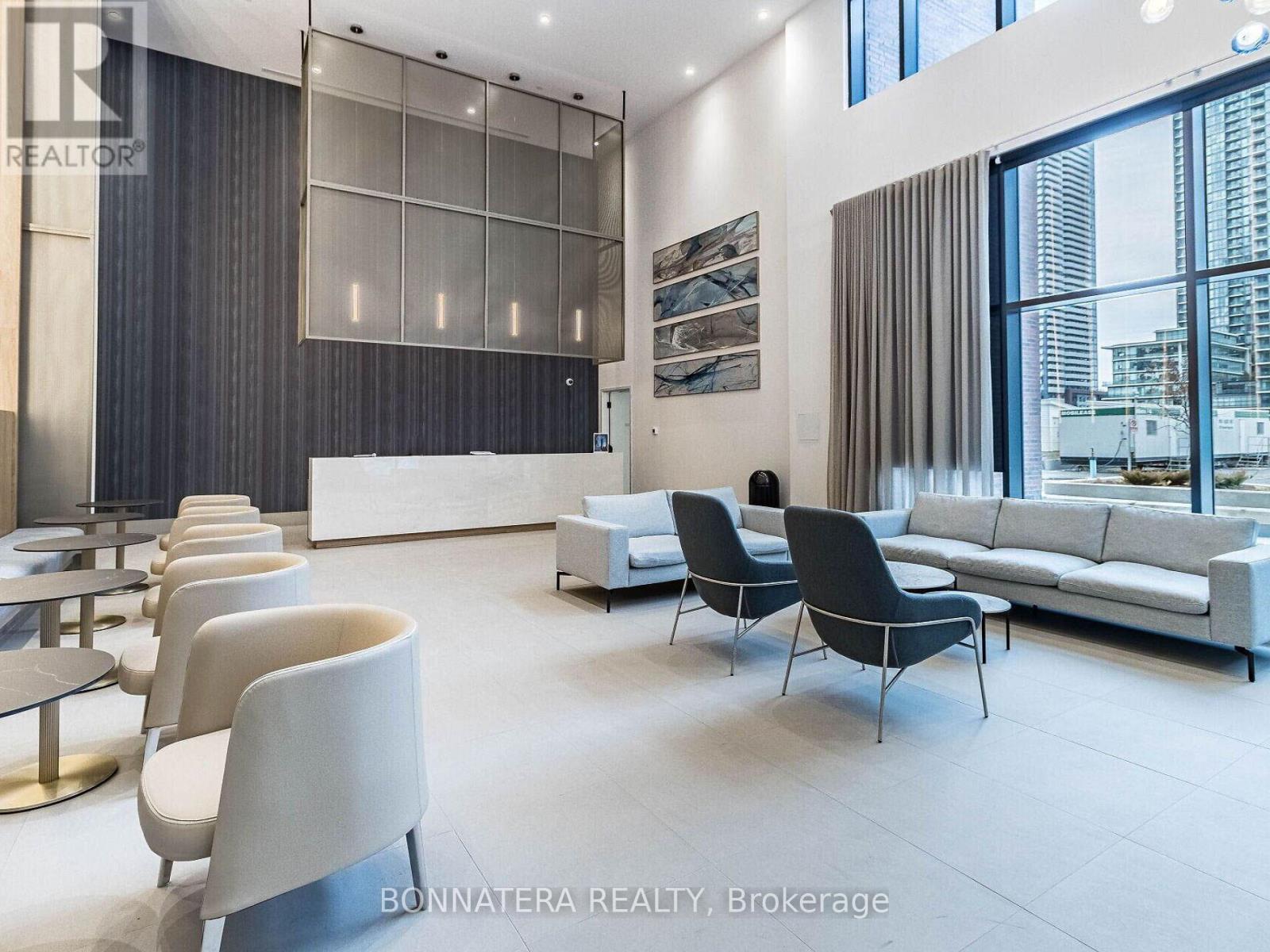 3302 - 4130 Parkside Village Drive, Mississauga, Ontario  L5B 0L7 - Photo 7 - W12755700