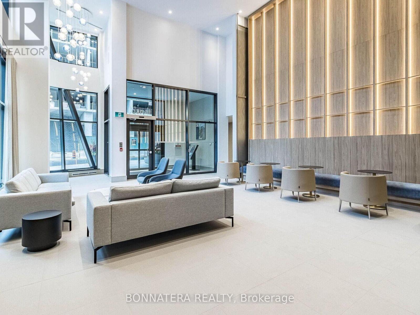 3302 - 4130 Parkside Village Drive, Mississauga, Ontario  L5B 0L7 - Photo 8 - W12755700