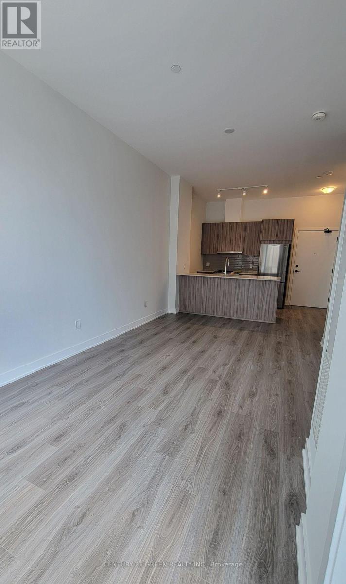 204 - 430 Square One Drive, Mississauga, Ontario  L5B 3Y1 - Photo 9 - W12755708