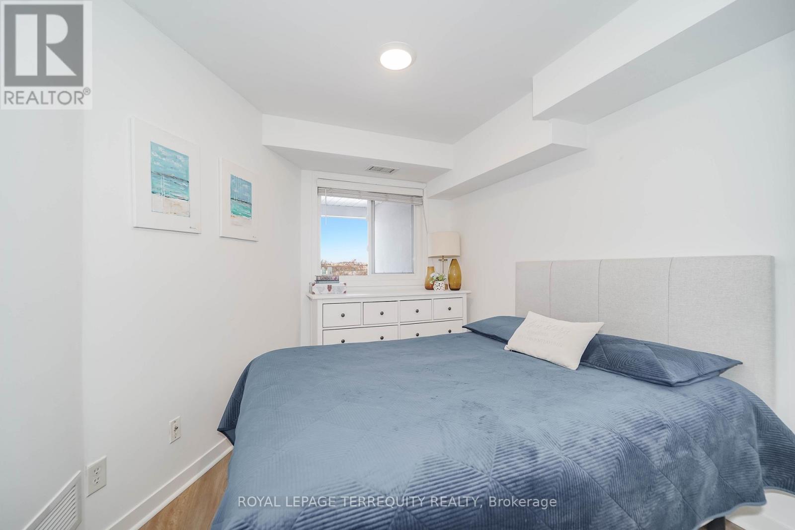 2405 - 6 Dayspring Circle, Brampton, Ontario  L6P 2Z6 - Photo 14 - W12755716