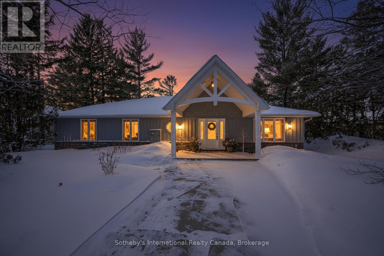 1036 River Road E, Wasaga Beach, Ontario  L9Z 2P7 - Photo 1 - S12755812