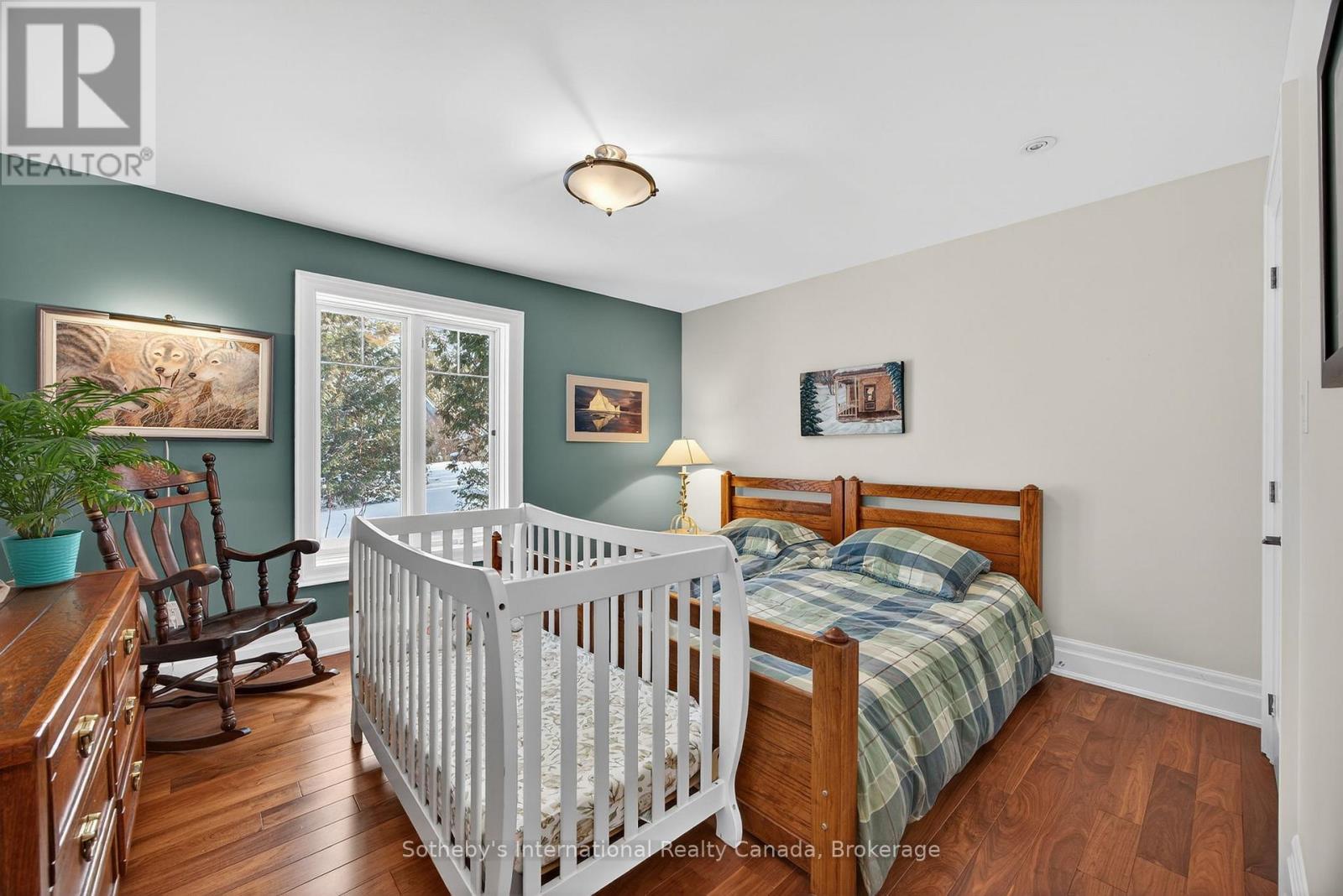 1036 River Road E, Wasaga Beach, Ontario  L0L 2P0 - Photo 34 - S12755812