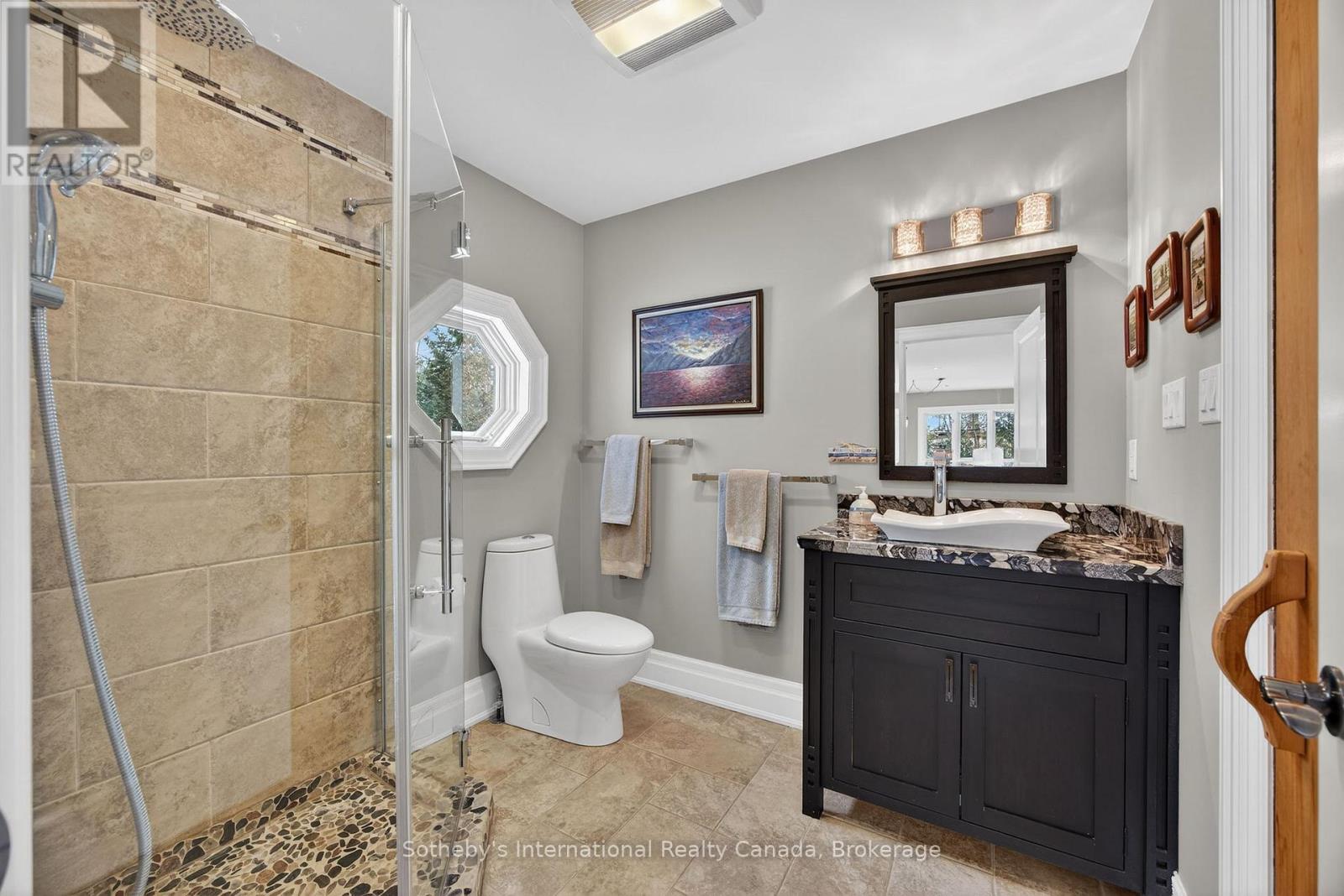 1036 River Road E, Wasaga Beach, Ontario  L0L 2P0 - Photo 36 - S12755812