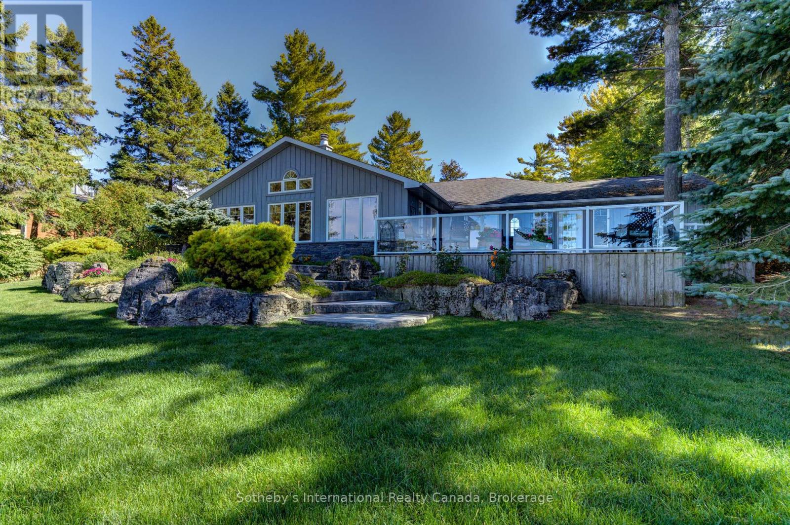 1036 River Road E, Wasaga Beach, Ontario  L0L 2P0 - Photo 44 - S12755812