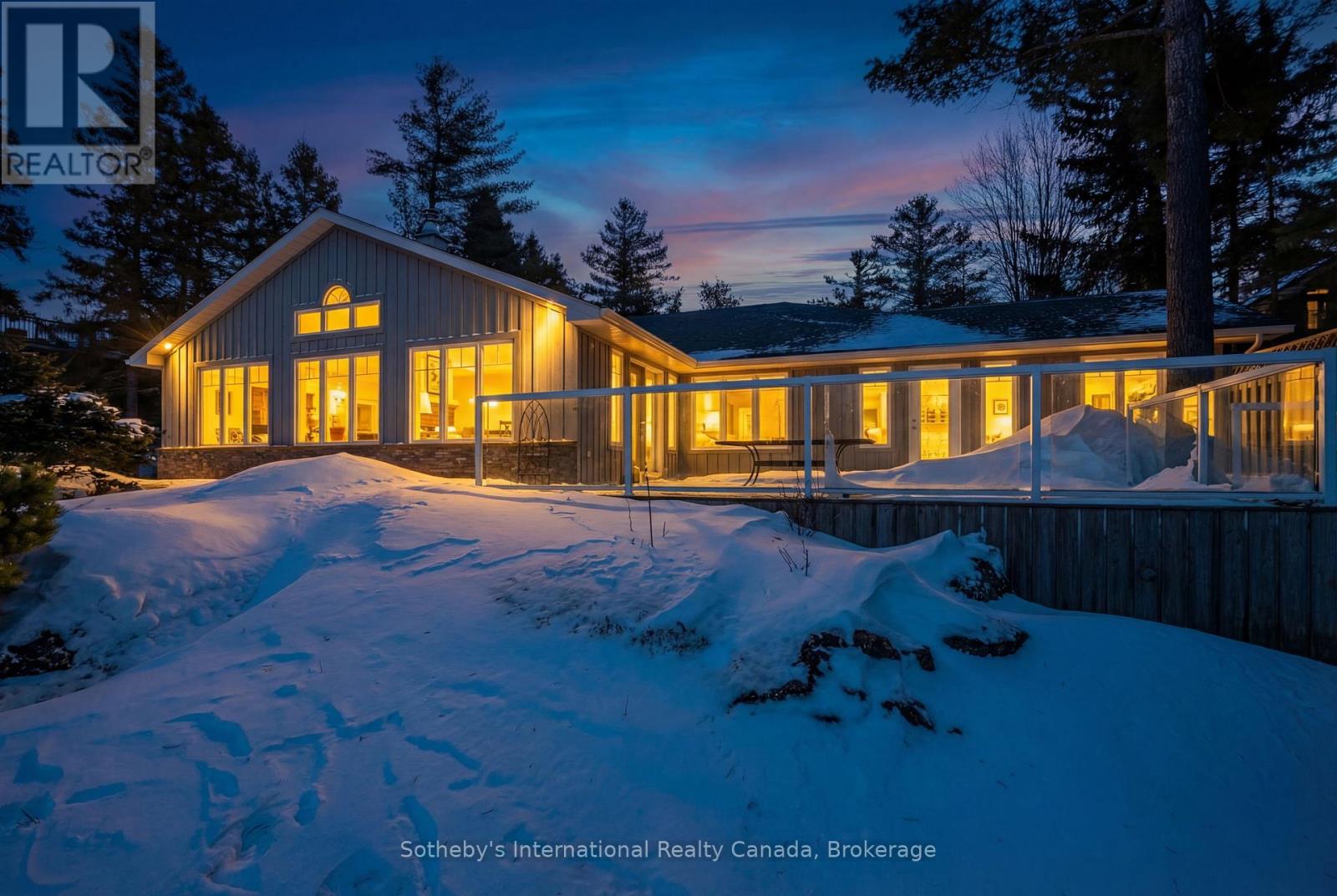 1036 River Road E, Wasaga Beach, Ontario  L9Z 2P7 - Photo 5 - S12755812