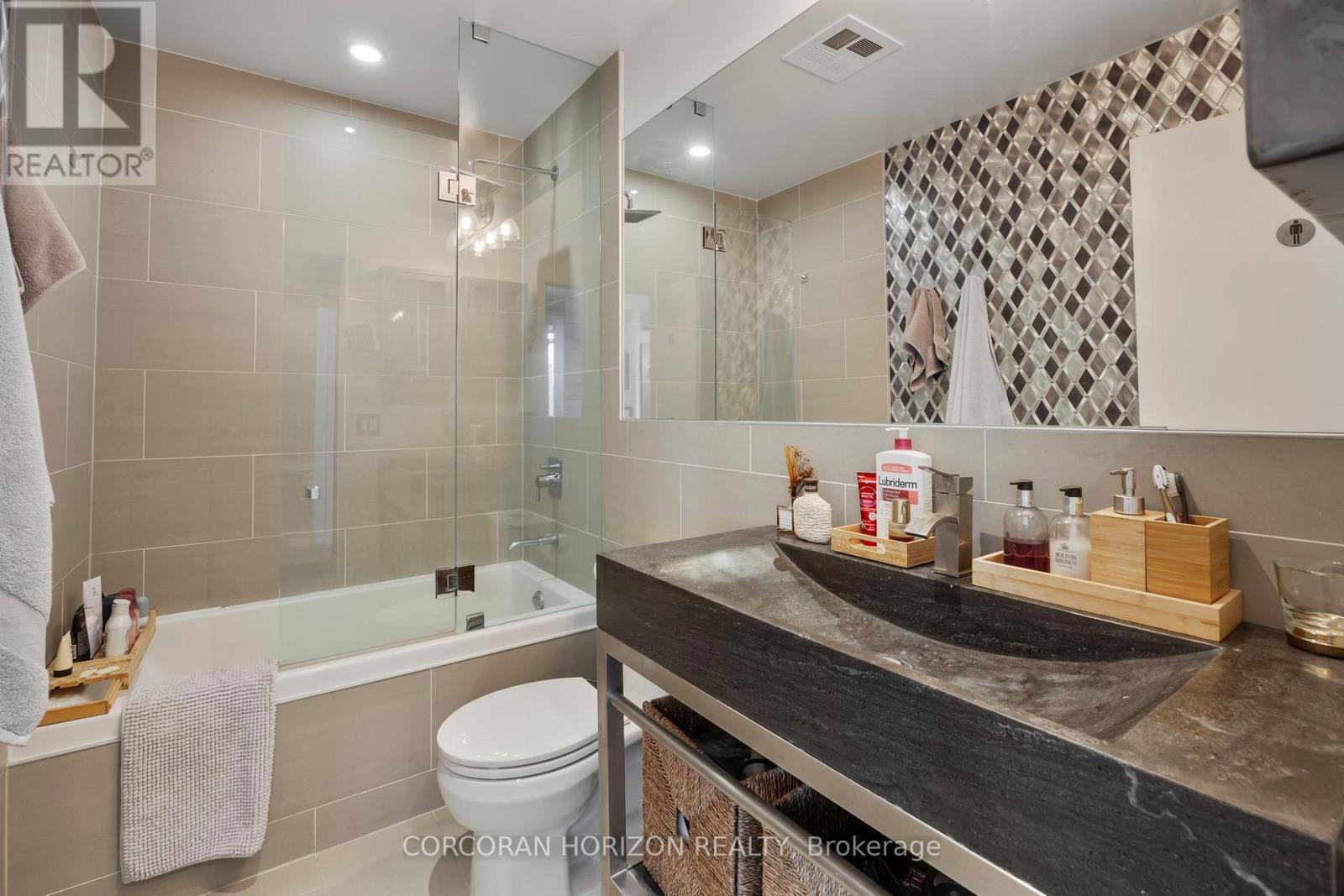 503 - 1201 Dundas Street E, Toronto, Ontario M4M 1S2 - Photo 32 - E12751098
