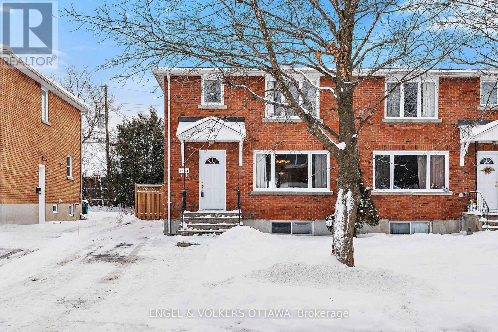 1044 Aldea Avenue, Ottawa, Ontario  K1H 8B9 - Photo 1 - X12752668