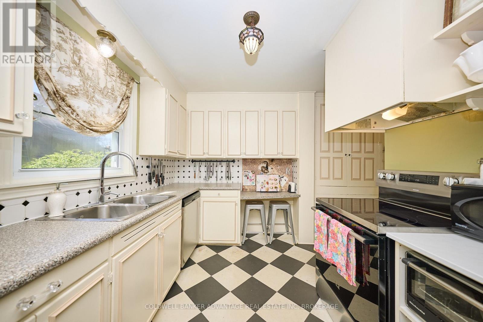 159 Merritt Street W, Welland, Ontario  L3C 4T7 - Photo 24 - X12755746