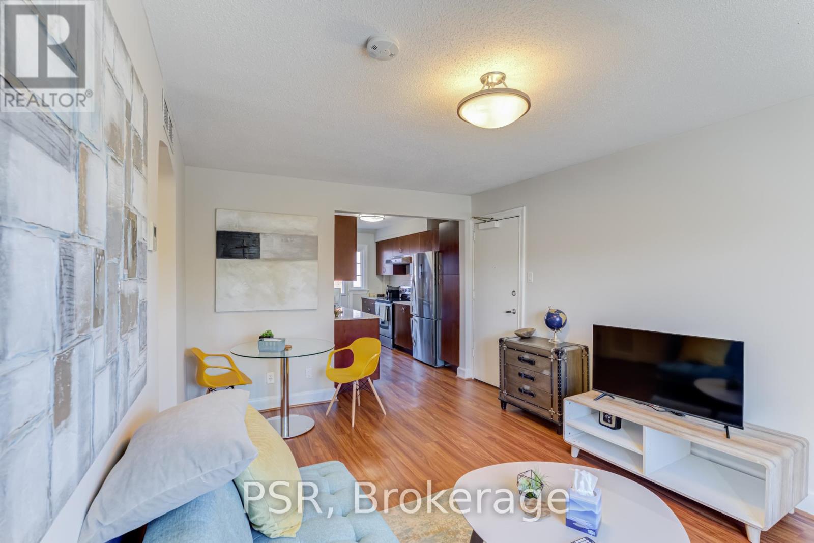 U03 - 3 Airdrie Road, Toronto (Leaside), Ontario  M4G 1L8 - Photo 3 - C12755752