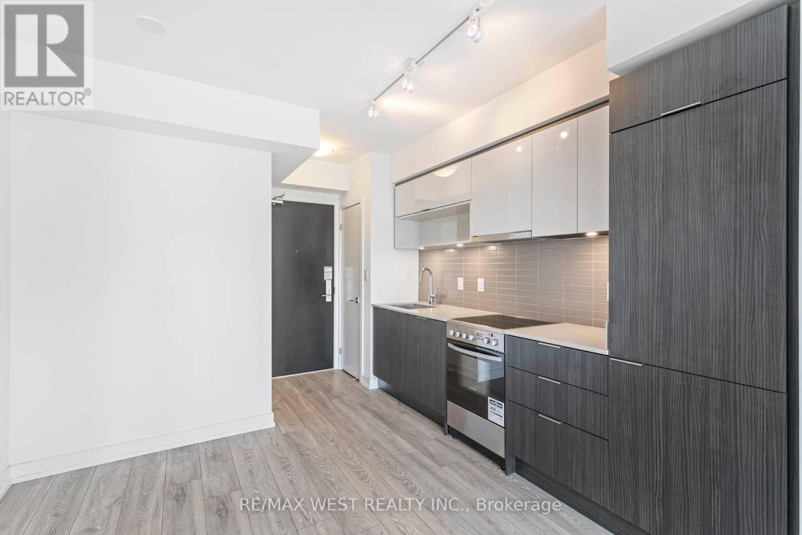 1010 - 159 Wellesley Street E, Toronto, Ontario  M4Y 0H5 - Photo 7 - C12755824