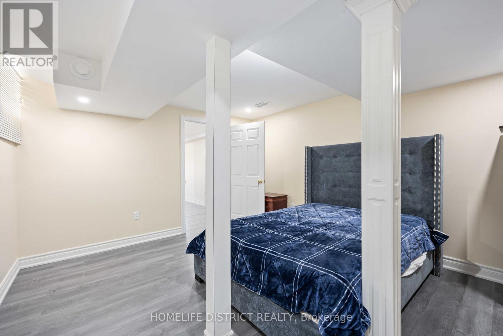 7 Mosely Crescent, Ajax (Central East), Ontario  L1Z 0M9 - Photo 20 - E12755742