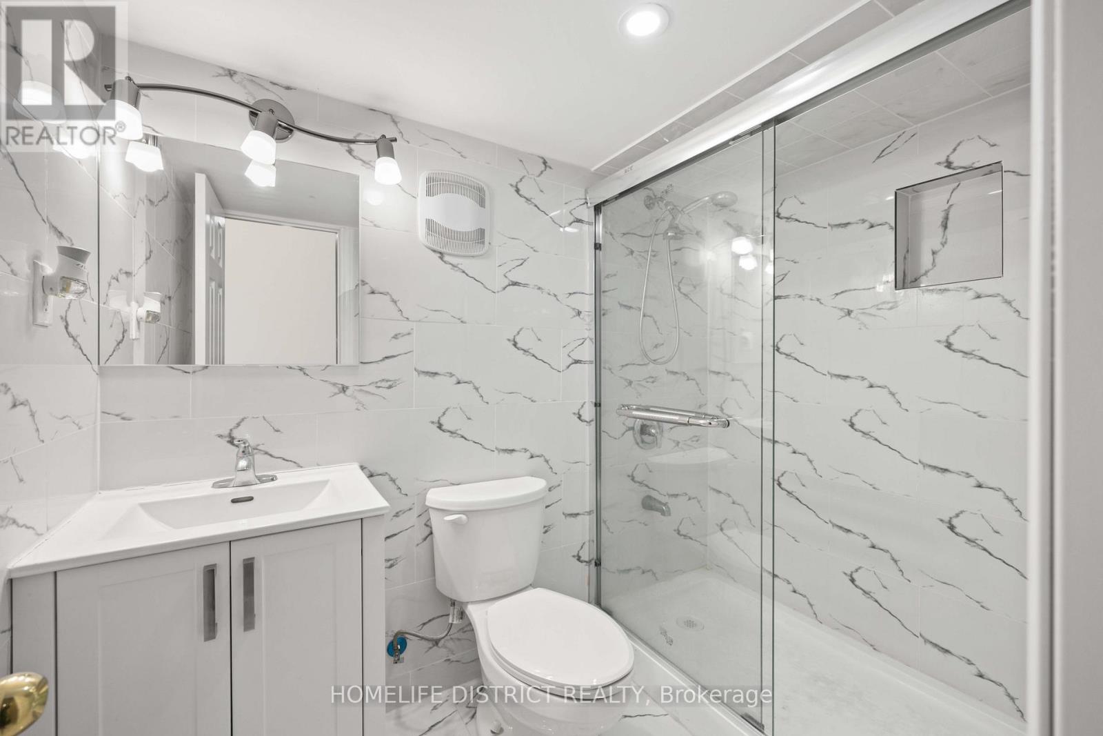 7 Mosely Crescent, Ajax (Central East), Ontario  L1Z 0M9 - Photo 22 - E12755742