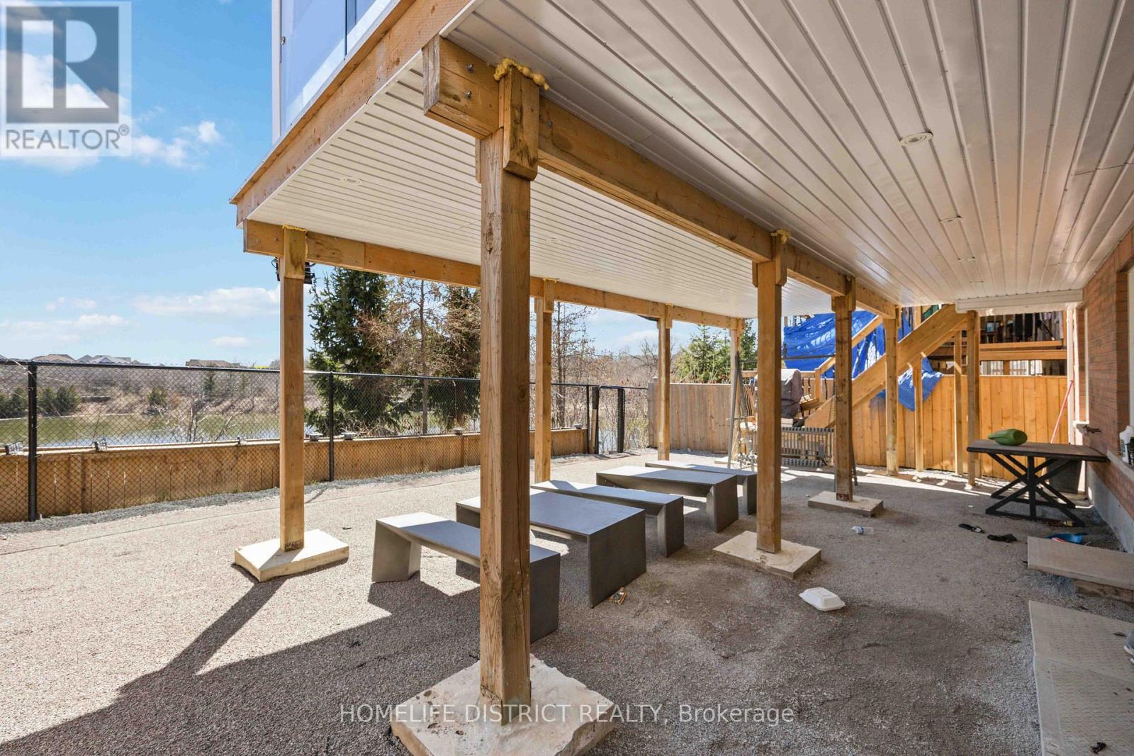 7 Mosely Crescent, Ajax (Central East), Ontario  L1Z 0M9 - Photo 24 - E12755742