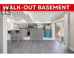 7 MOSELY CRESCENT, Ajax, Ontario