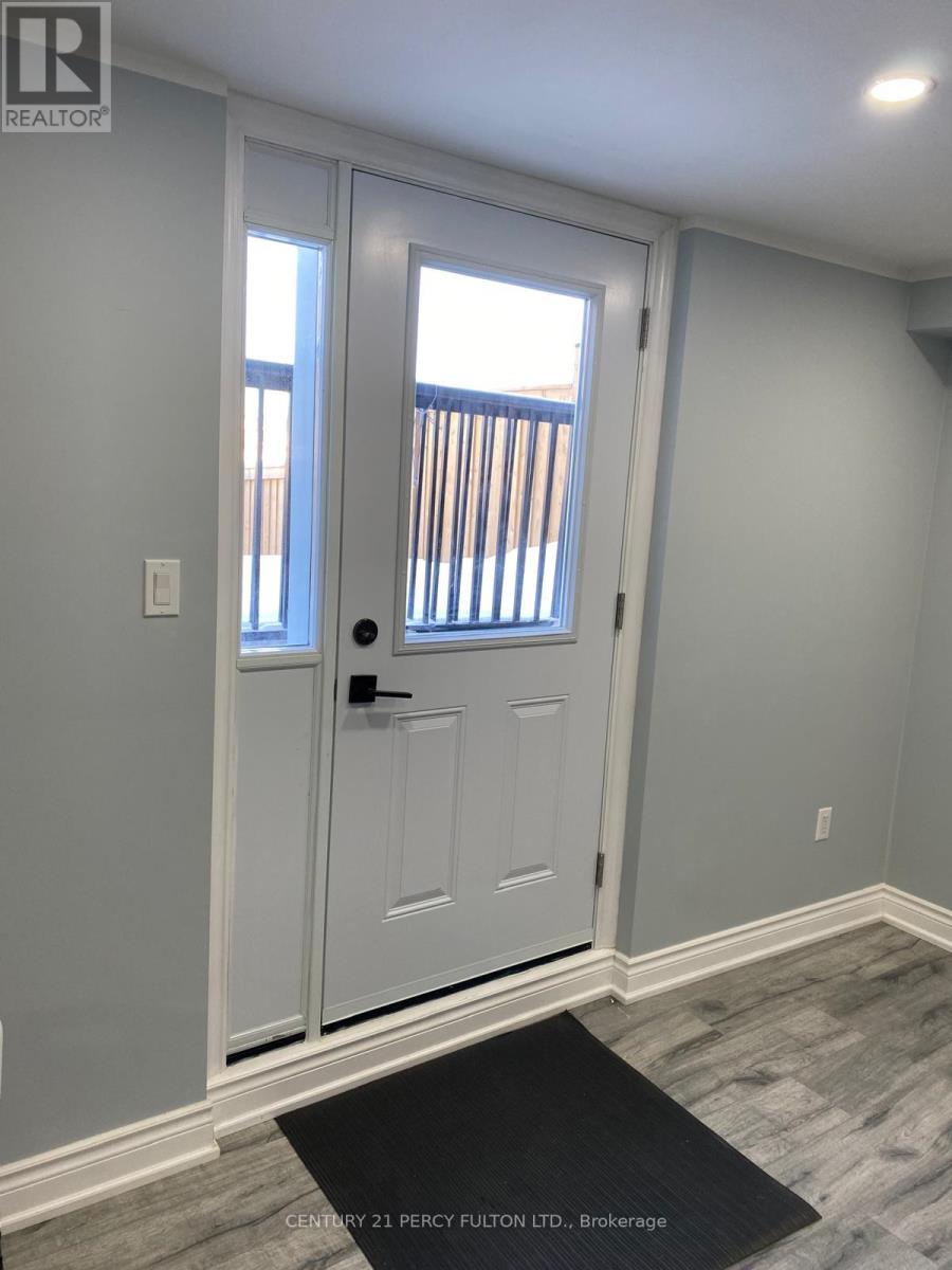 300 MILLER PARK AVENUE, Bradford West Gwillimbury, Ontario