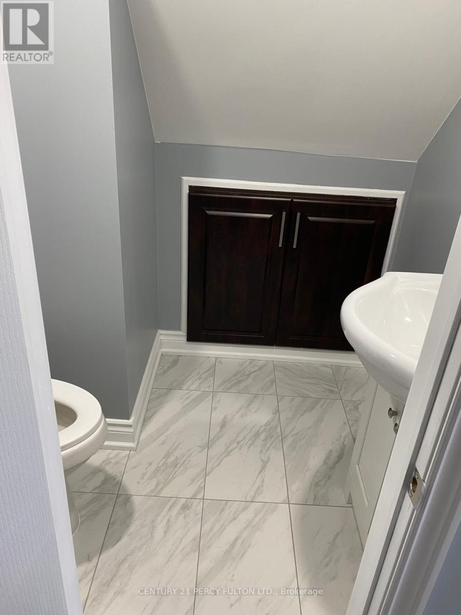 300 Miller Park Avenue, Bradford West Gwillimbury, Ontario  L3Z 0A7 - Photo 7 - N12755782