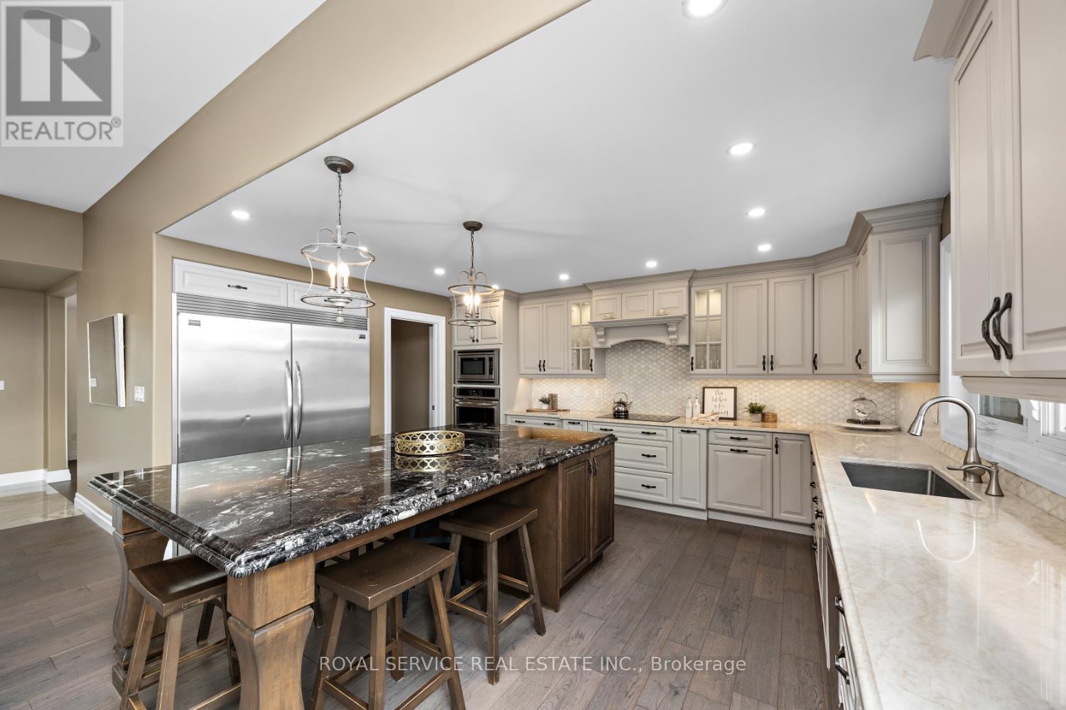 381 Sharpe Line, Cavan Monaghan, Ontario  L0A 1C0 - Photo 12 - X12430906