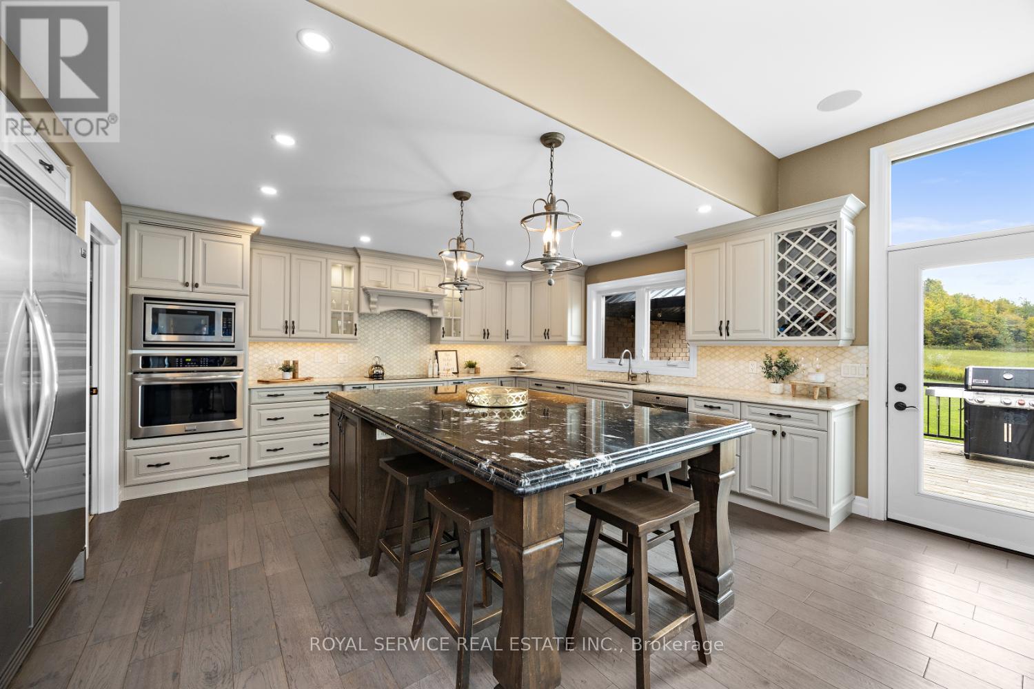 381 Sharpe Line, Cavan Monaghan, Ontario  L0A 1C0 - Photo 11 - X12430906