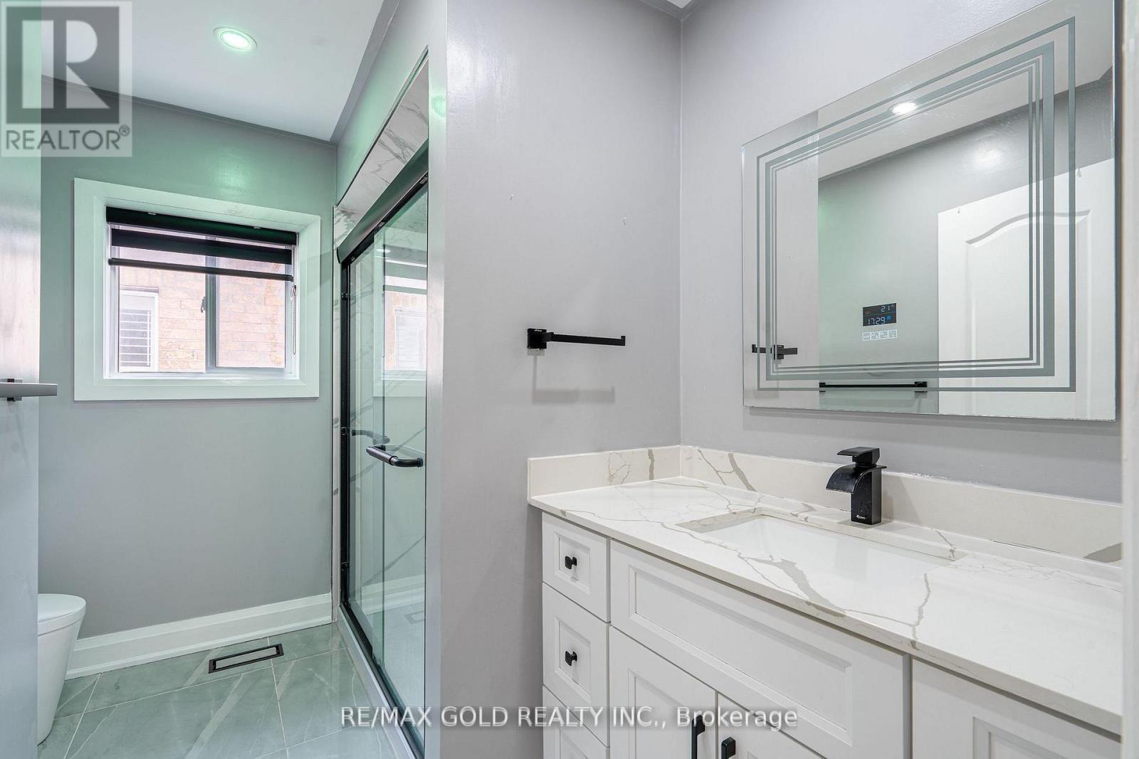 10 Leopard Gate, Brampton, Ontario  L6R 2E5 - Photo 24 - W12755756