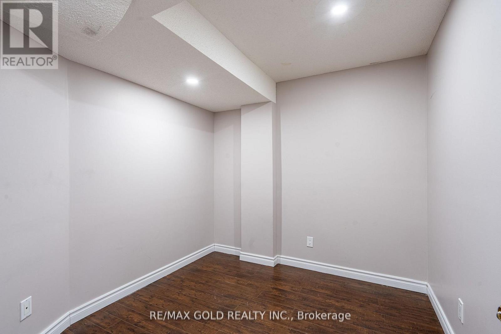 10 Leopard Gate, Brampton, Ontario  L6R 2E5 - Photo 40 - W12755756