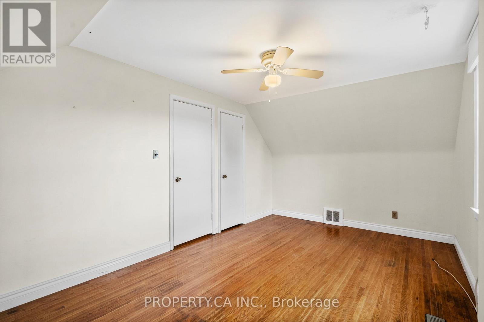 3 Ambleside Avenue, Toronto, Ontario  M8Z 2H5 - Photo 23 - W12755776