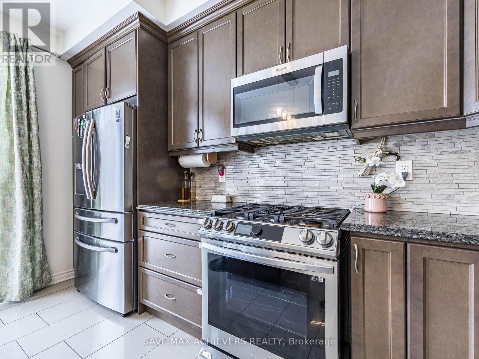 12 Emerald Coast Trail, Brampton, Ontario  L7A 5A7 - Photo 24 - W12755780