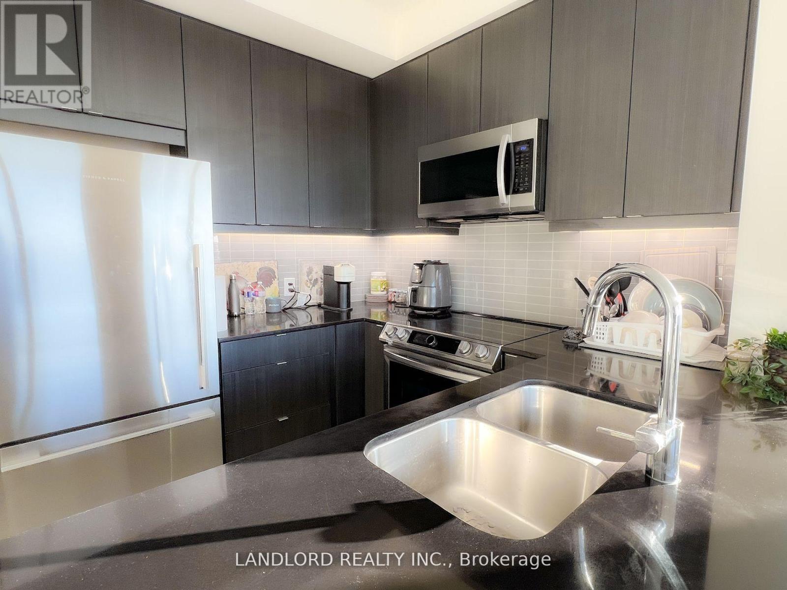 2207 - 50 Thomas Riley Road, Toronto, Ontario  M9B 0C5 - Photo 2 - W12755804