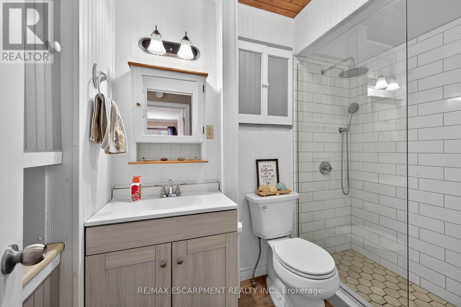 1686 Old Brock Street, Norfolk, Ontario  N0E 1W0 - Photo 27 - X12755762