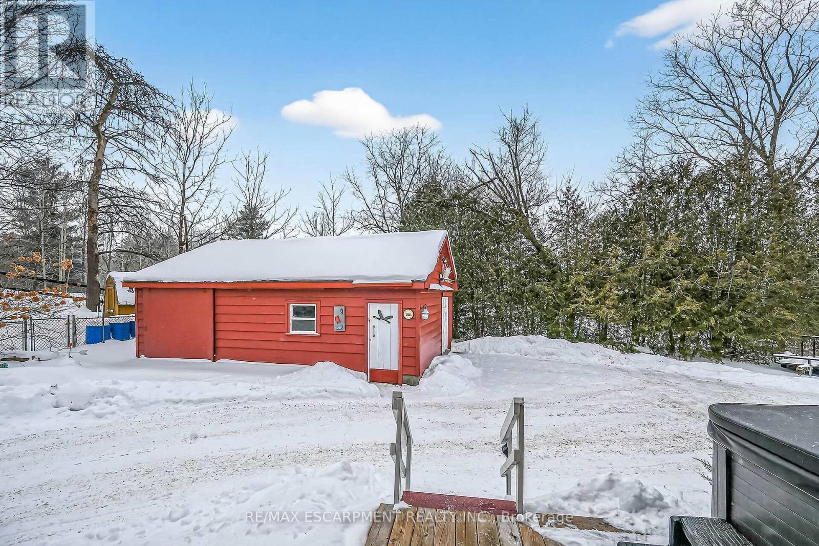 1686 Old Brock Street, Norfolk, Ontario  N0E 1W0 - Photo 42 - X12755762