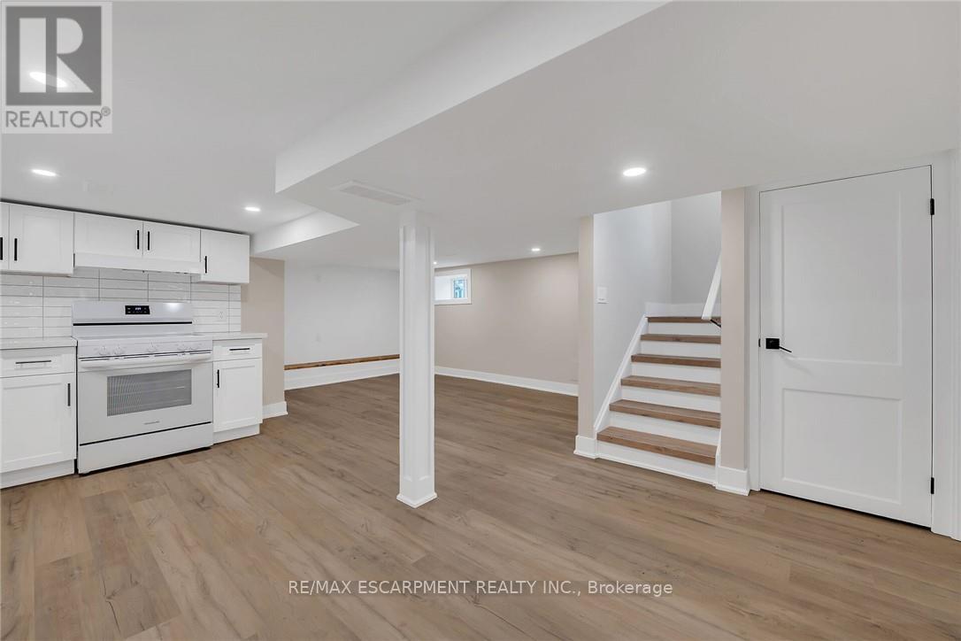 126 Auburn Avenue, Hamilton, Ontario  L8K 3B2 - Photo 35 - X12755766