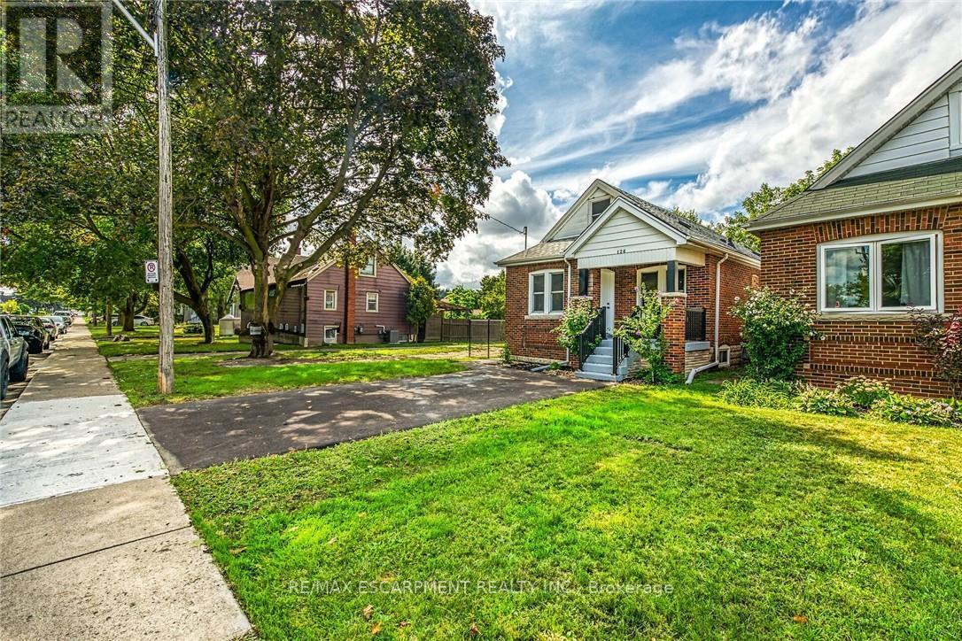 126 Auburn Avenue, Hamilton, Ontario  L8K 3B2 - Photo 5 - X12755766