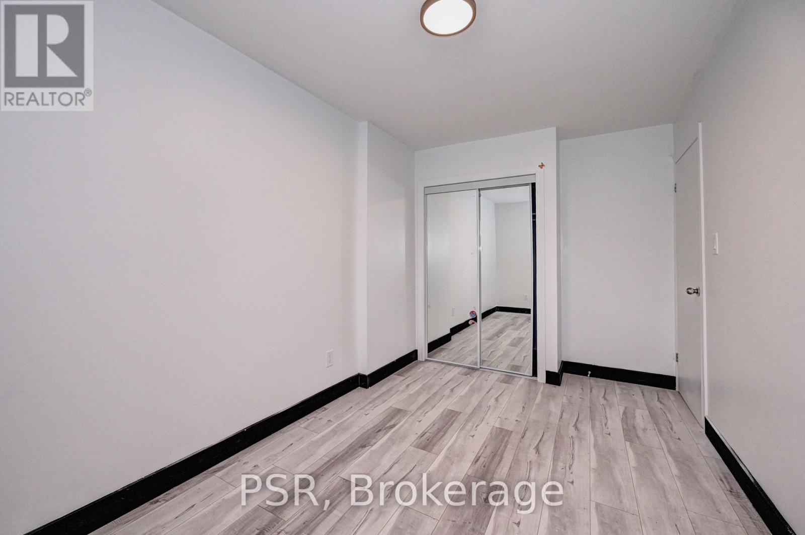 B - 530 Sunnydale Place, Waterloo, Ontario  N2L 4T1 - Photo 16 - X12755792