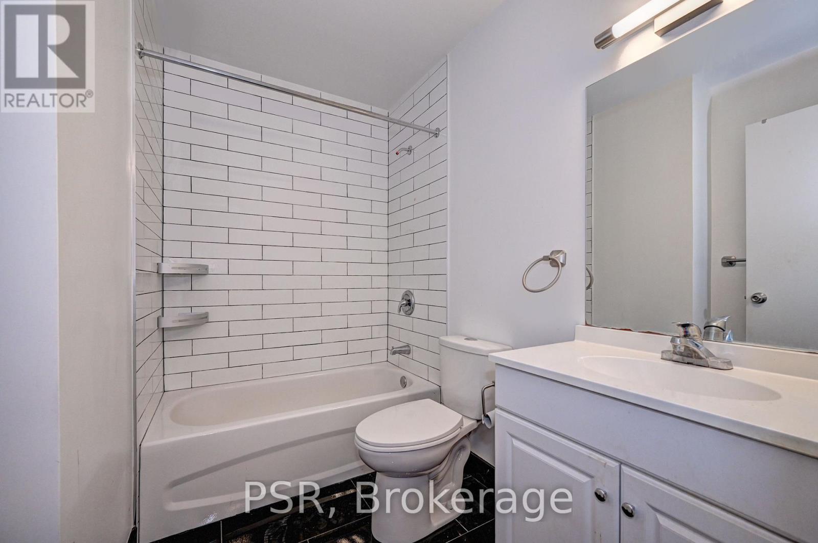 B - 530 Sunnydale Place, Waterloo, Ontario  N2L 4T1 - Photo 19 - X12755792
