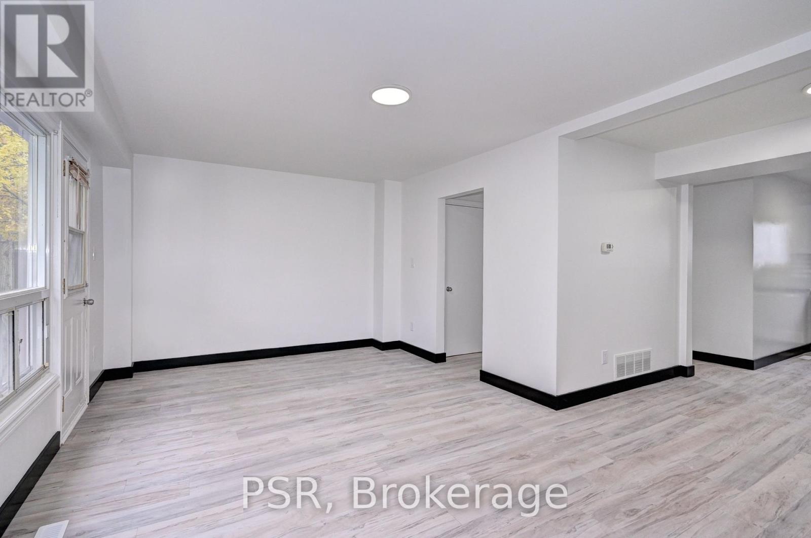 C - 516 Sunnydale Place, Waterloo, Ontario  N2L 4T1 - Photo 3 - X12755794