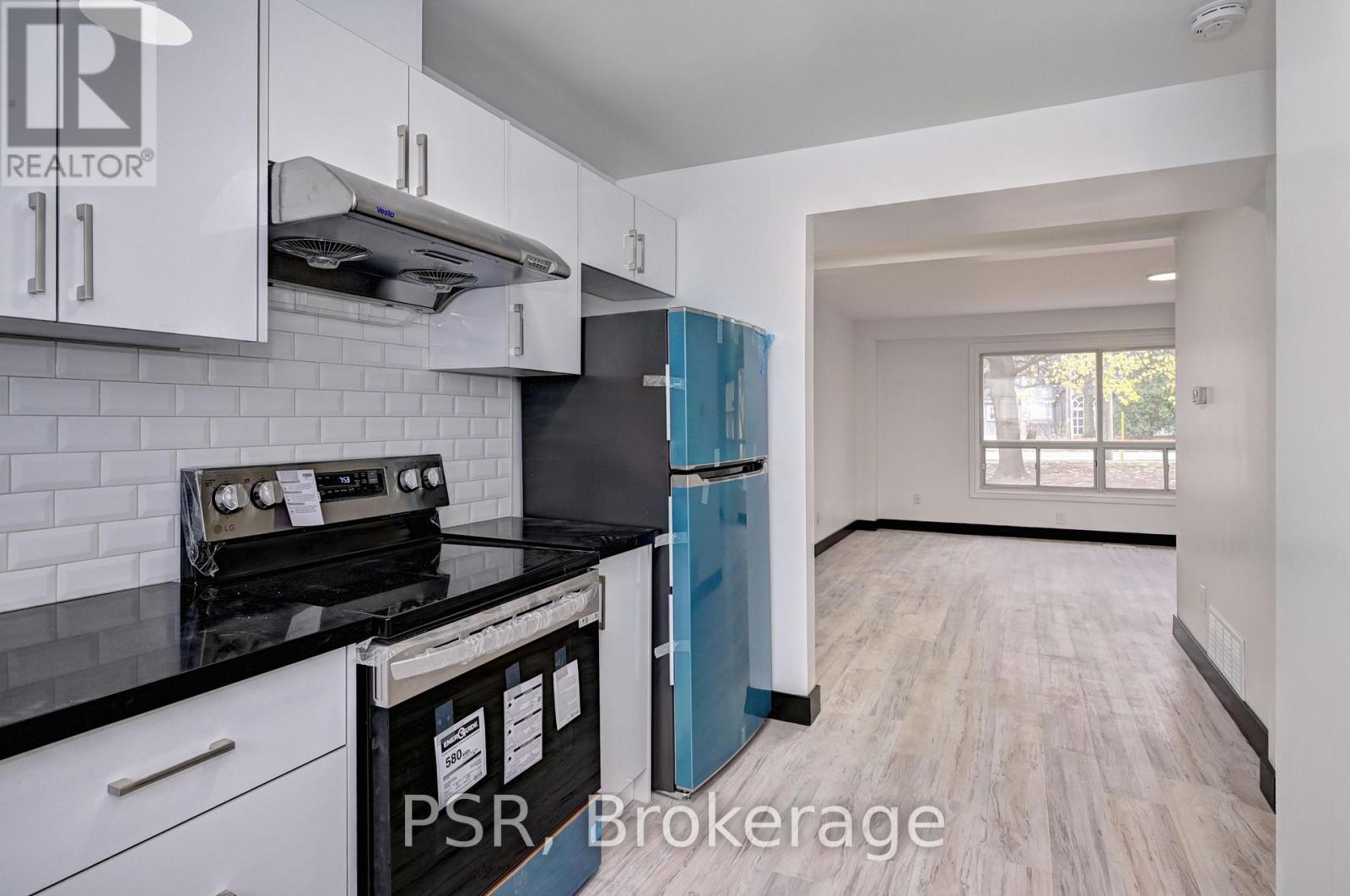 C - 516 Sunnydale Place, Waterloo, Ontario  N2L 4T1 - Photo 9 - X12755794