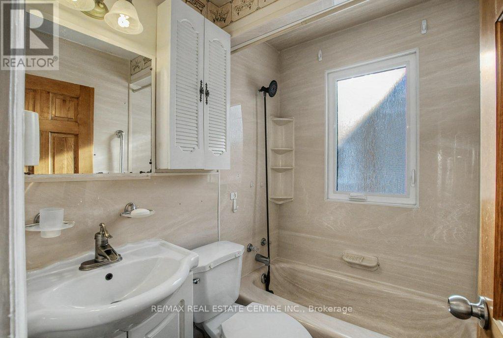 124 Winston Boulevard, Cambridge, Ontario  N3C 1L7 - Photo 16 - X12755806