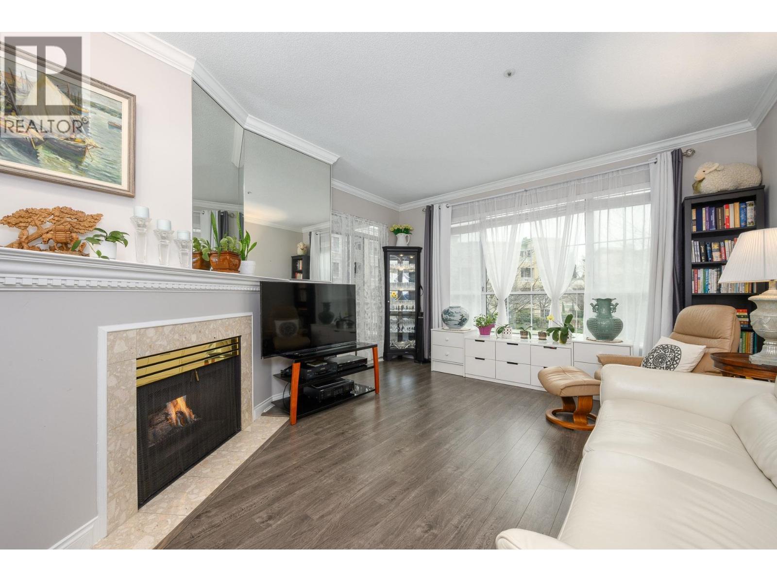 204 2995 Princess Crescent, Coquitlam, British Columbia  V3B 7N1 - Photo 9 - R3085883