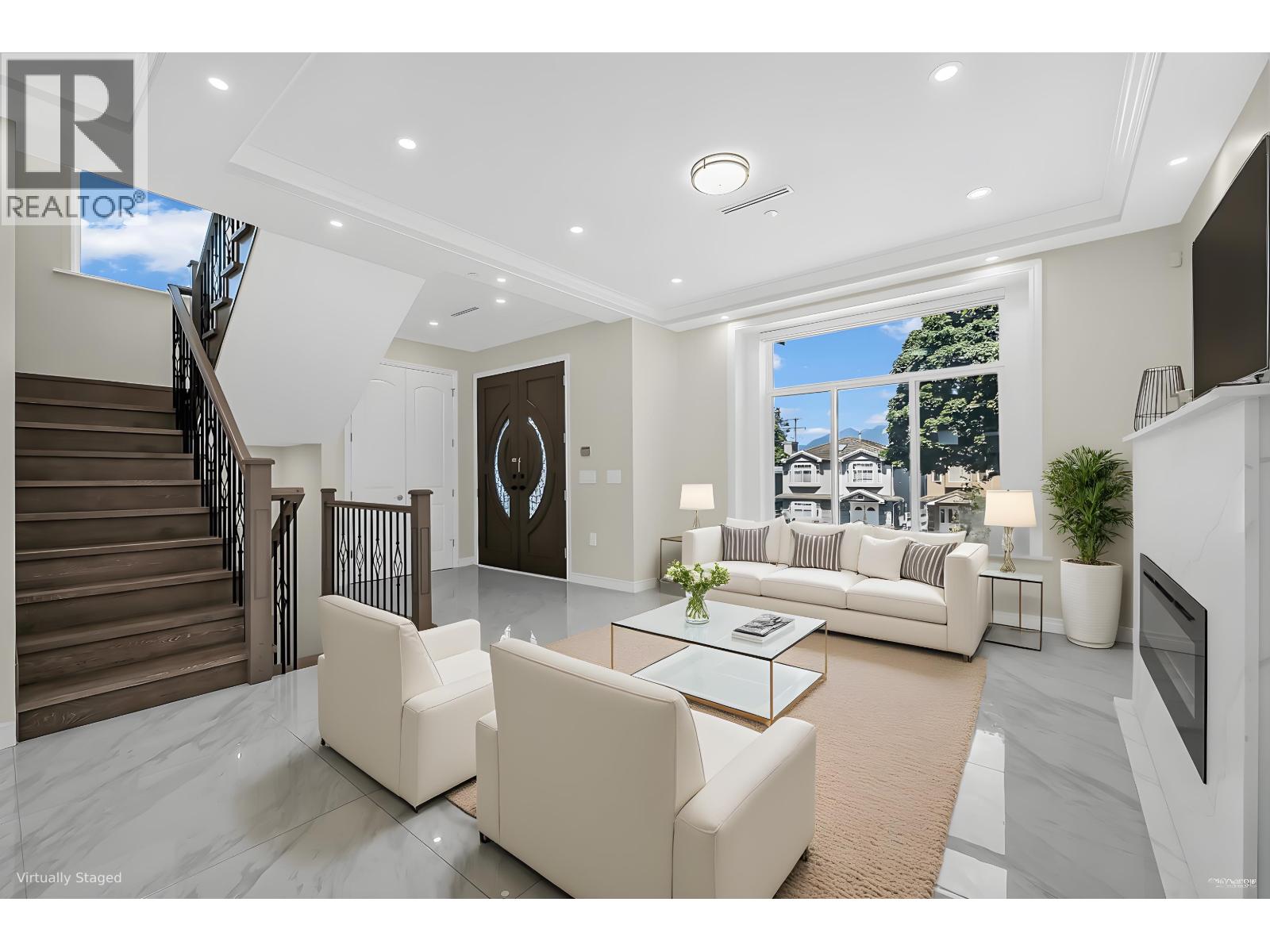 2936 E 2nd Avenue, Vancouver, British Columbia  V5M 1E5 - Photo 1 - R3055775